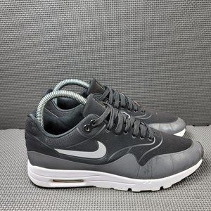Womens Sz 7.5 Black Nike Air Max 1 Ultra Running S